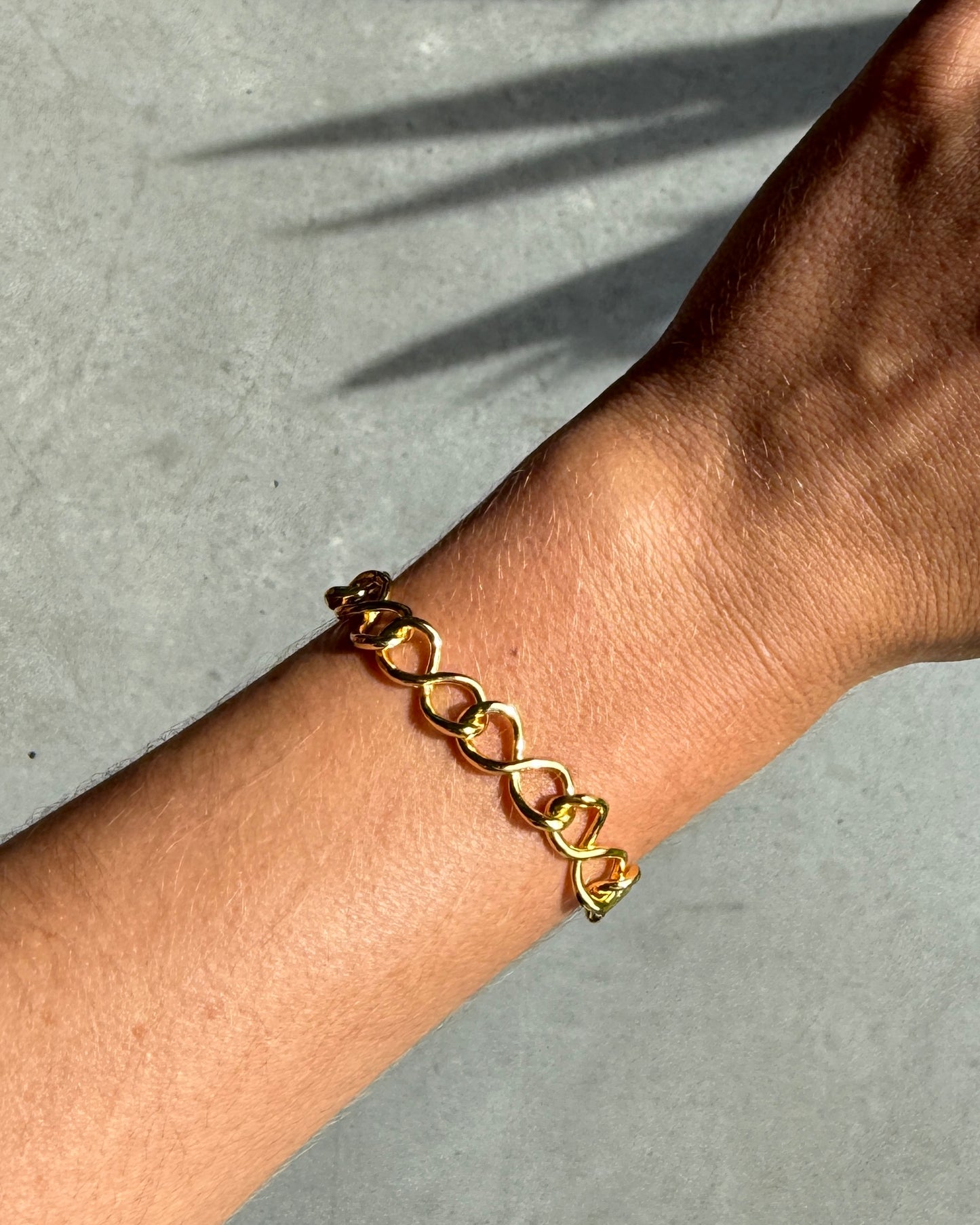 Myriad Bracelet Gold